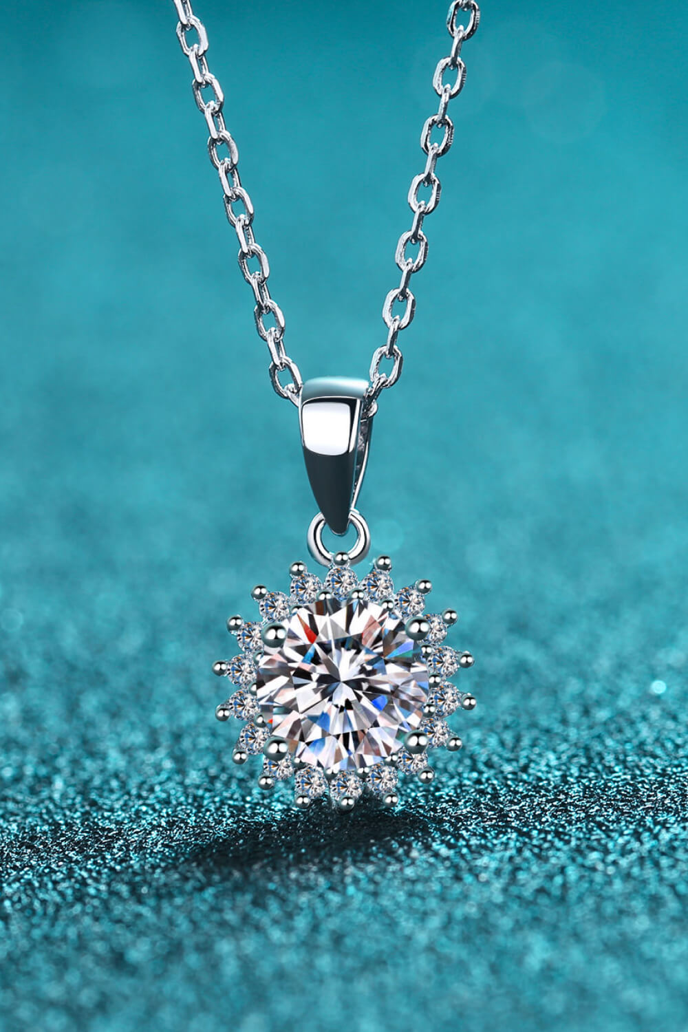 Collier avec pendentif en argent sterling 925 et moissanite