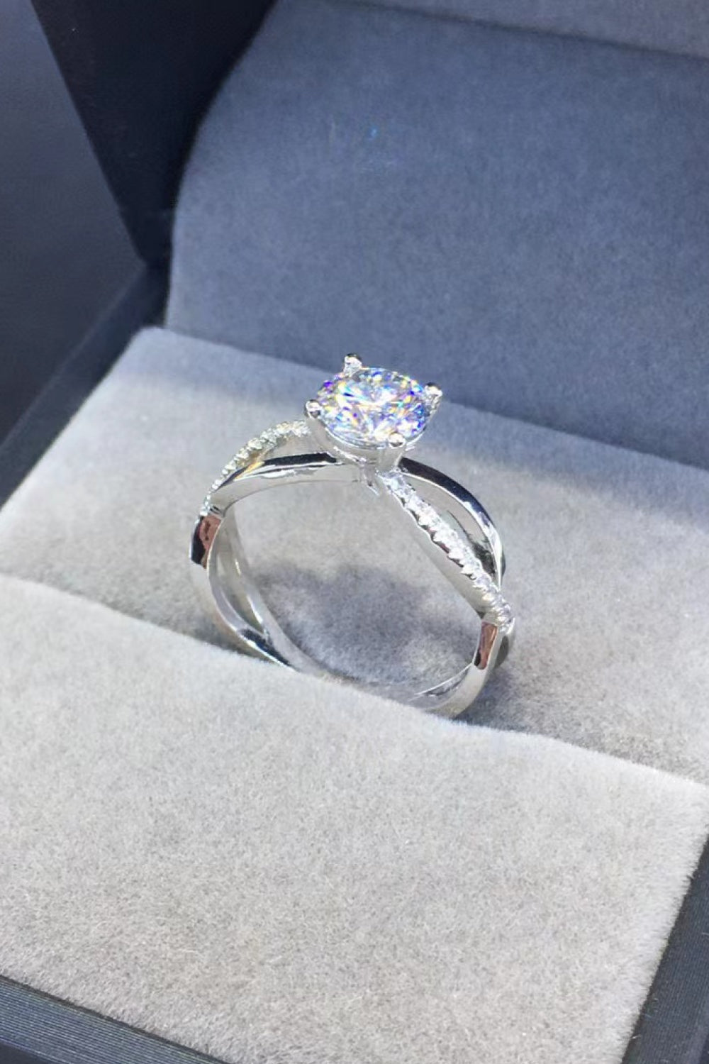 Bague en argent sterling 925 avec moissanite de 2 carats