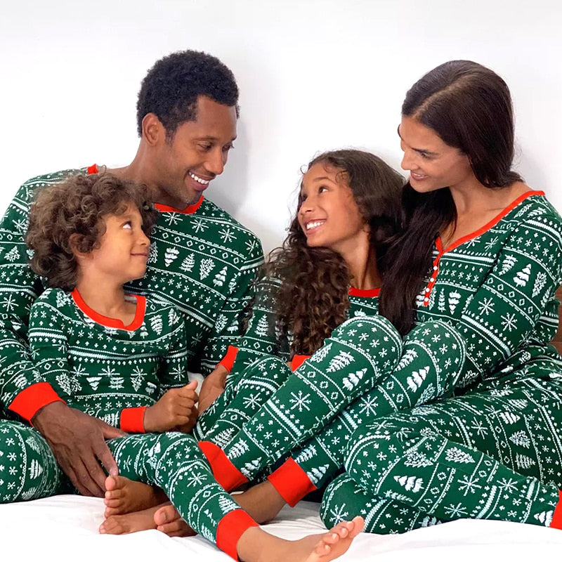 Ensemble de pyjamas de Noël pour la famille, vêtements assortis pour mère, père et enfants