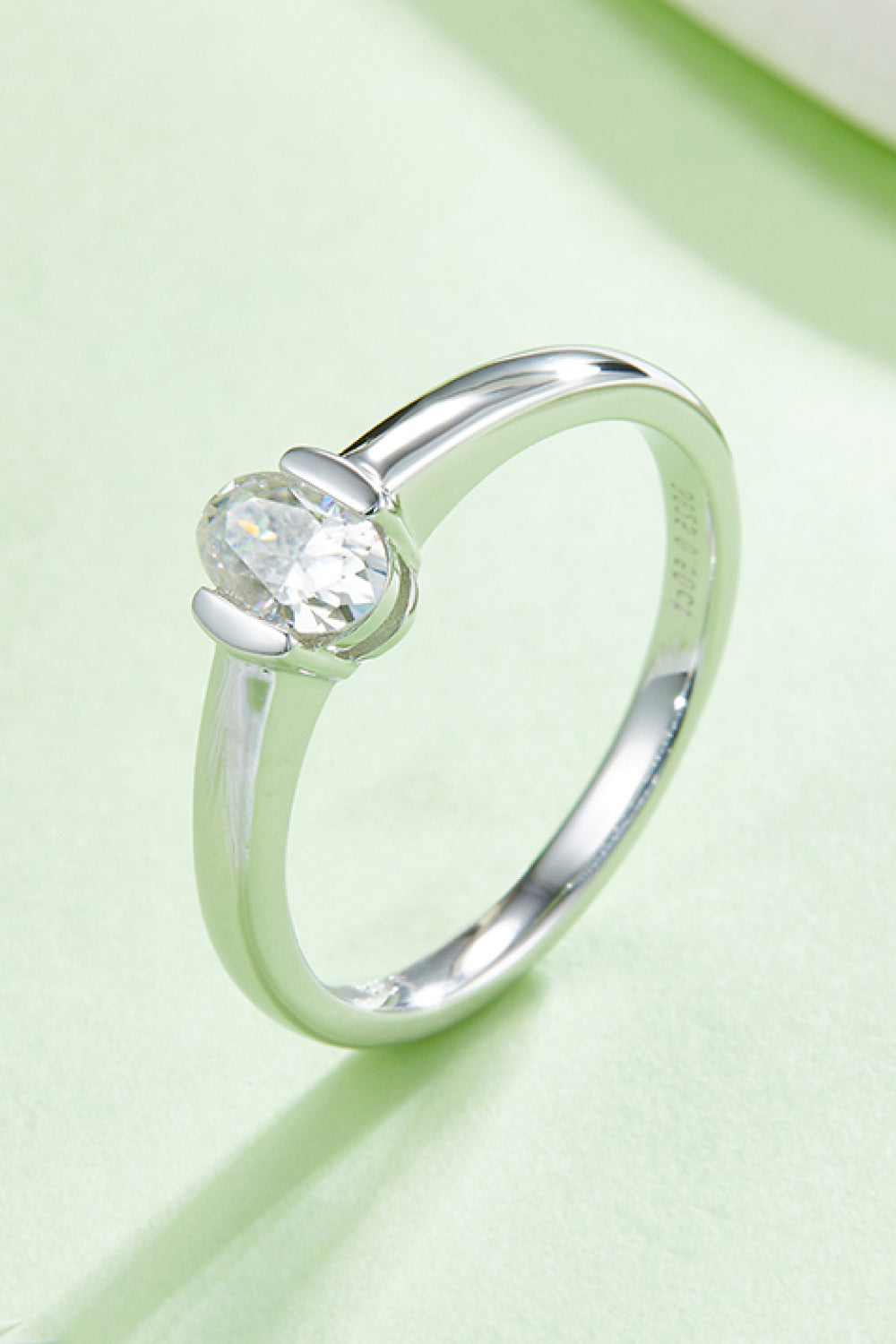 Bague solitaire en argent sterling 925 avec moissanite