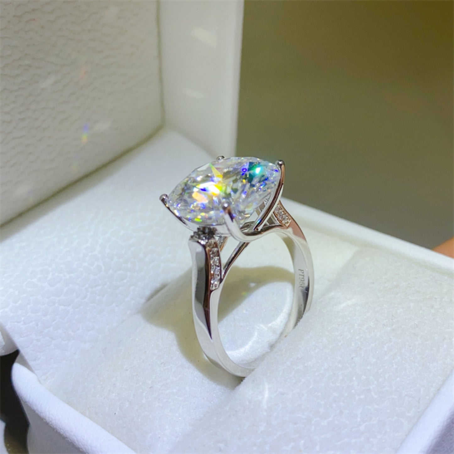 Bague en argent sterling 925 avec moissanite de 10 carats