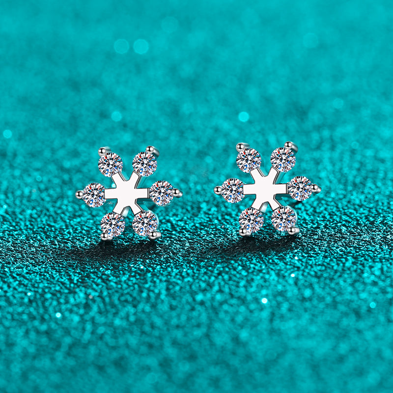 Boucles d'oreilles en forme de flocon de neige en argent sterling 925 et moissanite