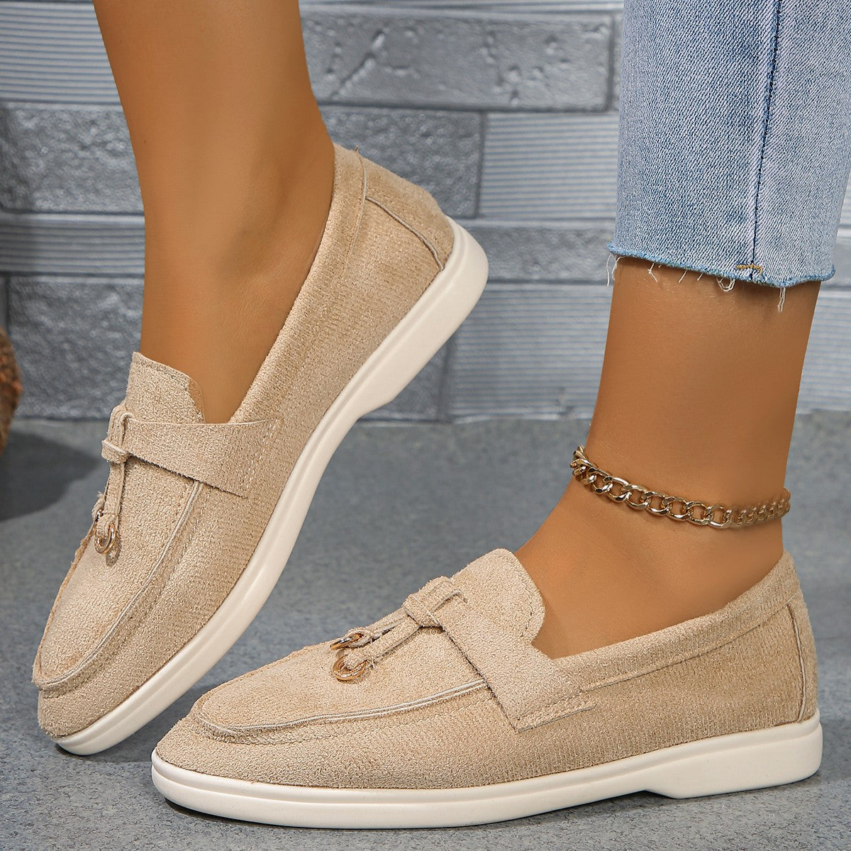 Round Toe Flat Slip-Ons