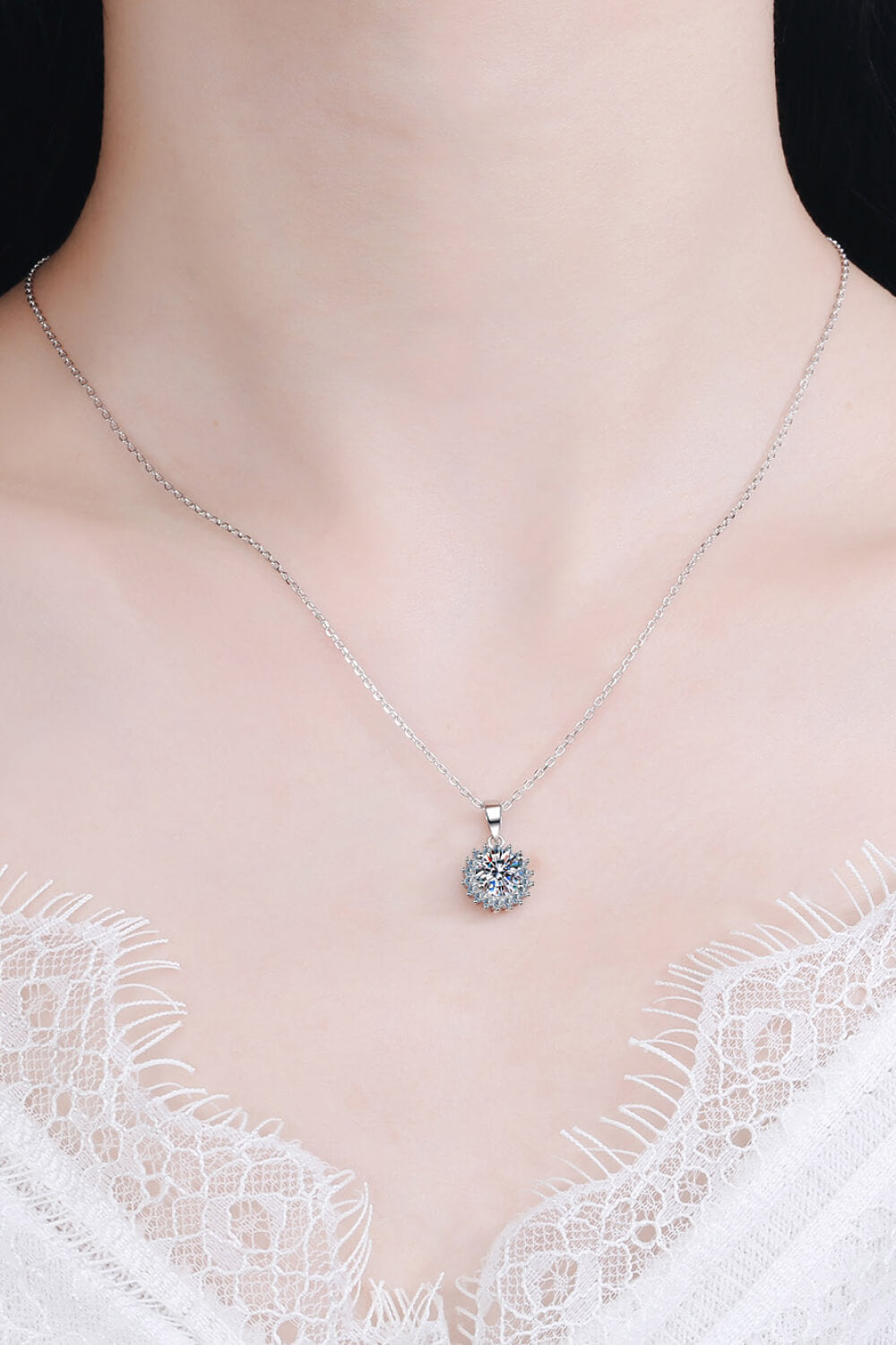 Collier avec pendentif en argent sterling 925 et moissanite