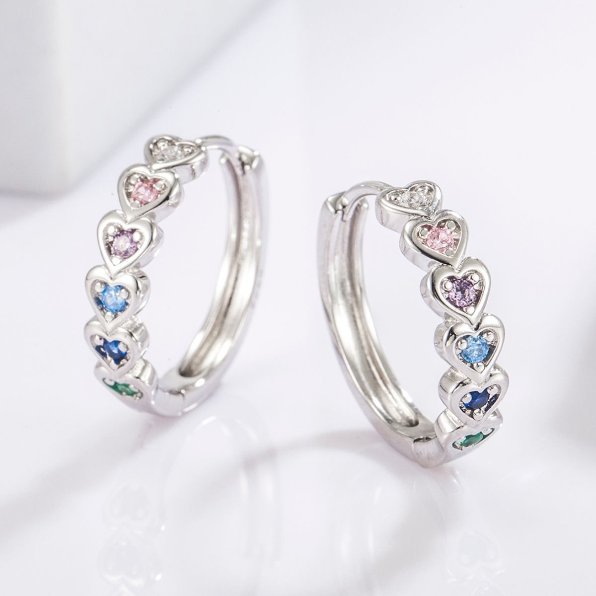 Boucles d'oreilles créoles en argent sterling 925 avec zircons incrustés