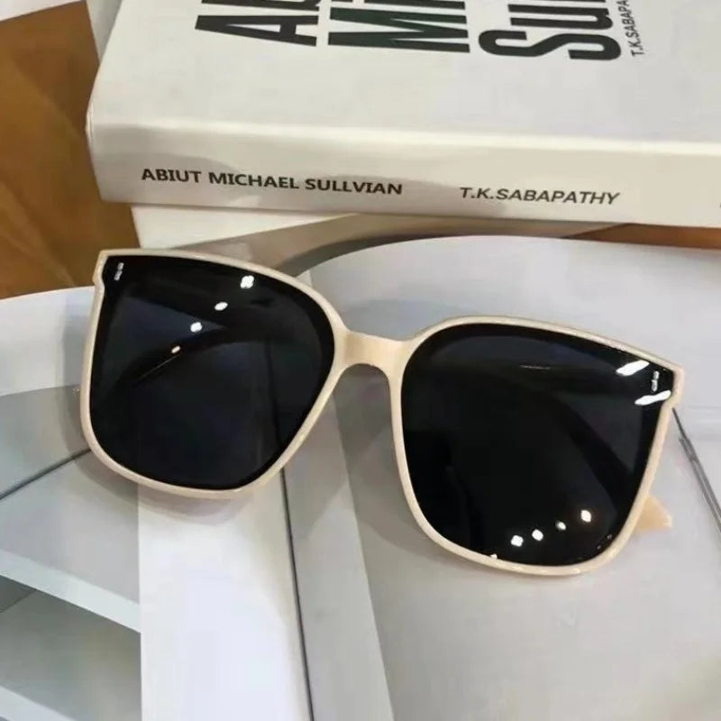 Sunglasses Fashion Anti Ultraviolet Sun Glasses for Men &  Women