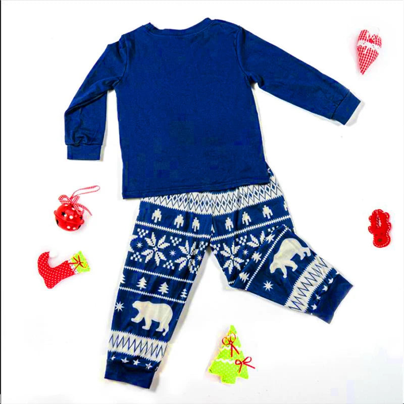 Pyjama de Noël en famille, vêtements assortis pour mère, père et enfants 