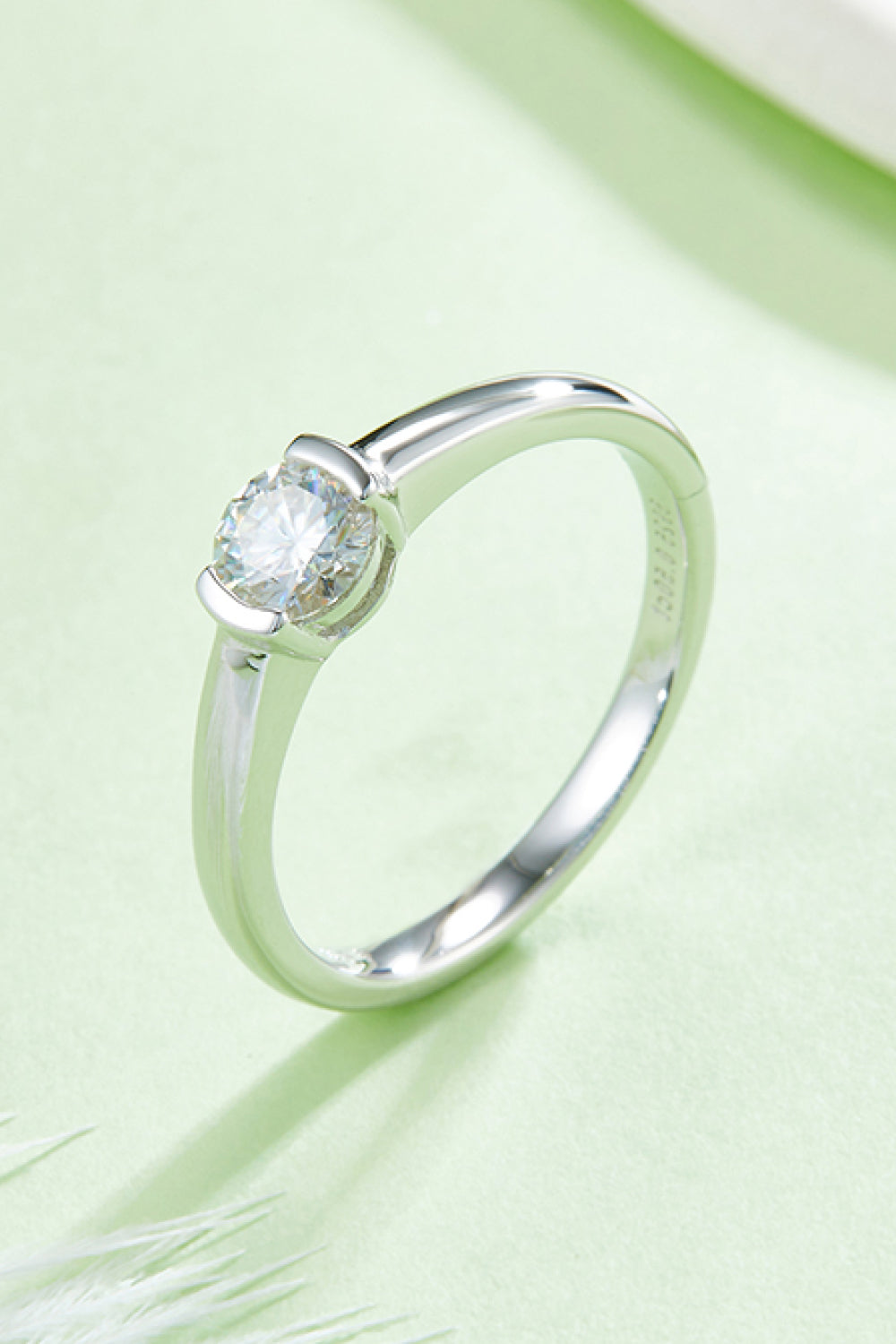 Bague solitaire en argent sterling 925 avec moissanite