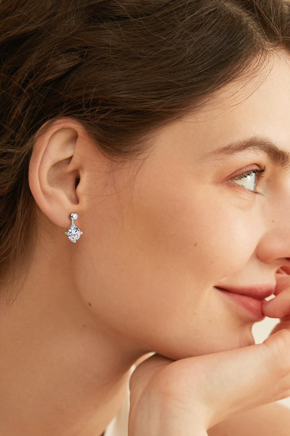 Boucles d'oreilles pendantes Adored en moissanite de 4 carats