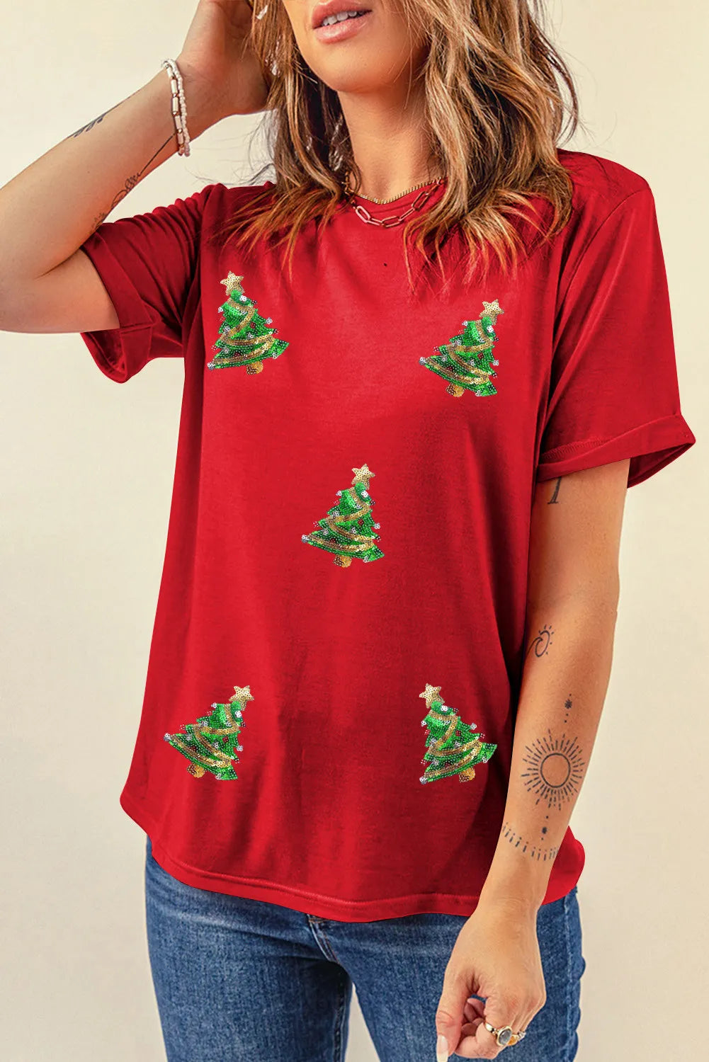 T-shirt à manches courtes et col rond avec motif sapin de Noël à paillettes