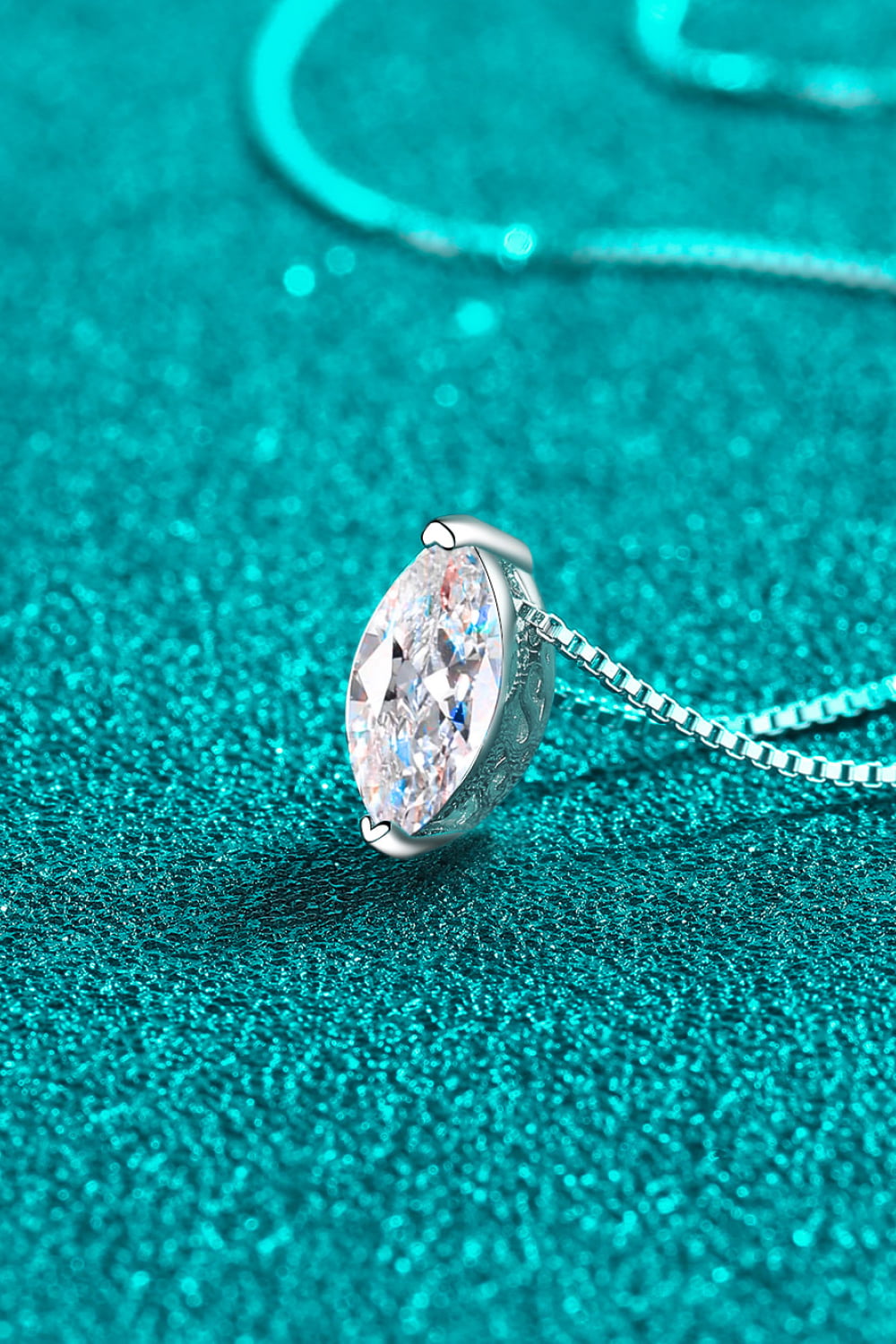 Collier en argent sterling 925 avec moissanite de 1 carat