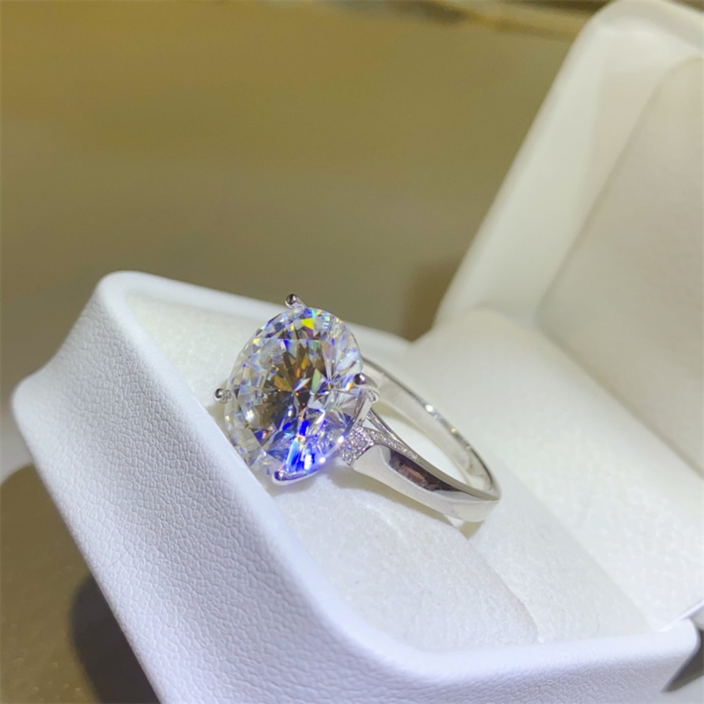 Bague en argent sterling 925 avec moissanite de 10 carats