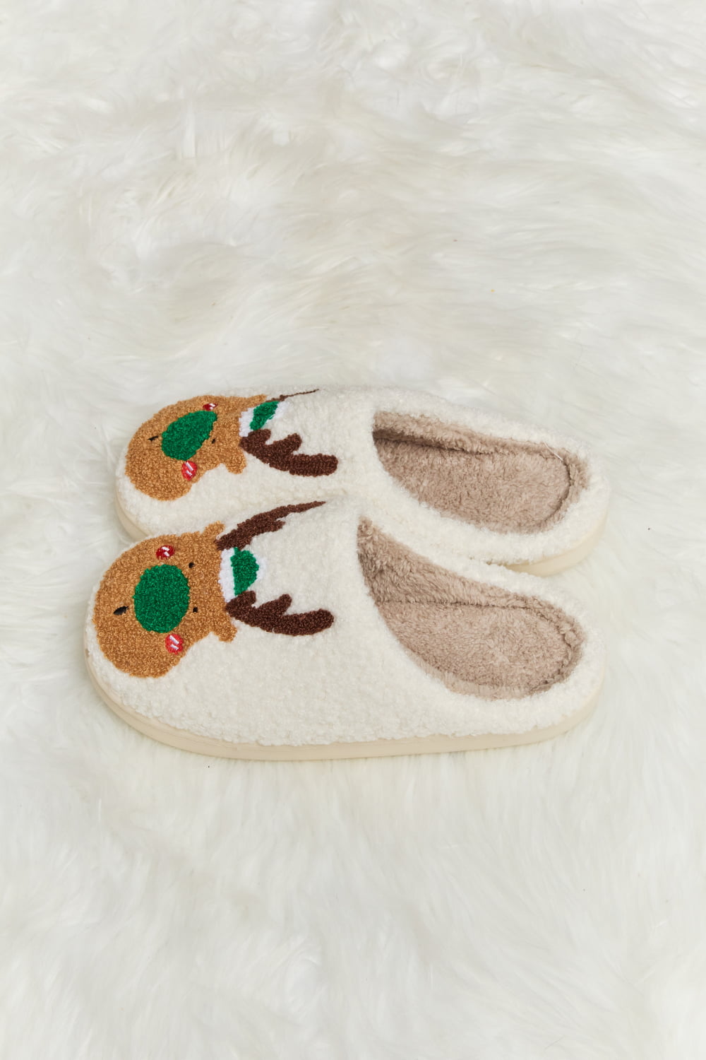 Chaussons en peluche imprimés Melody Rudolph