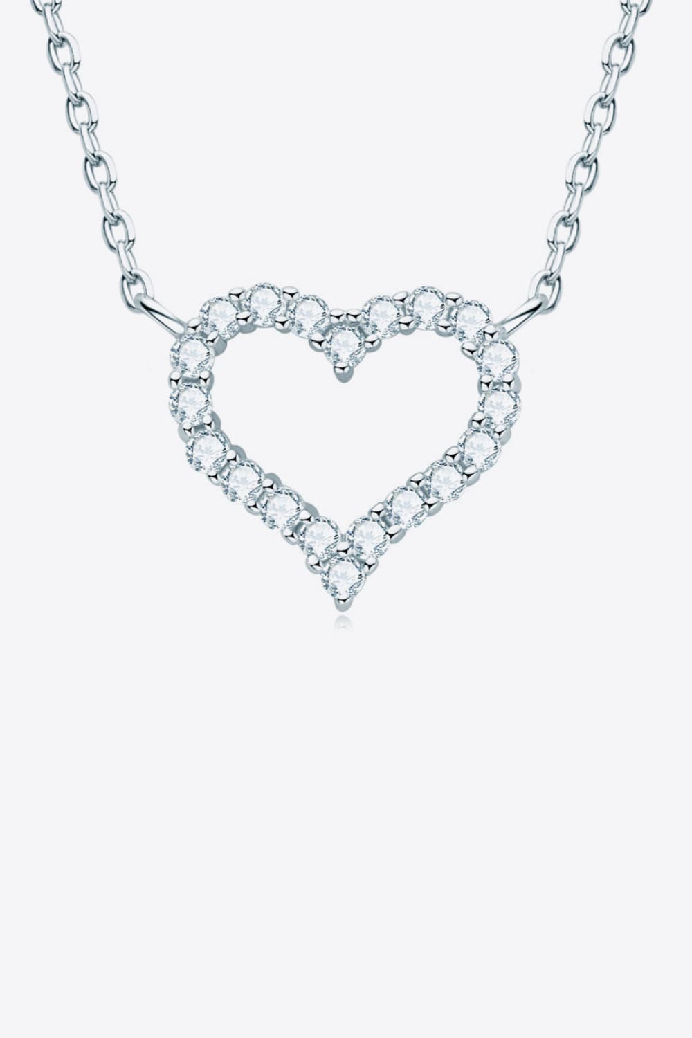 Collier en forme de cœur plaqué platine avec moissanite Adored