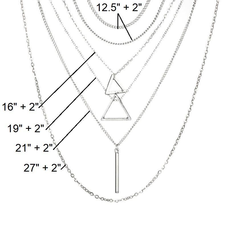 Collier multicouche à double triangle